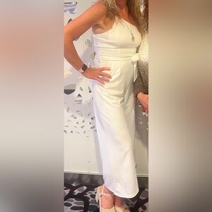 Women’s one shoulder white pant suit size small